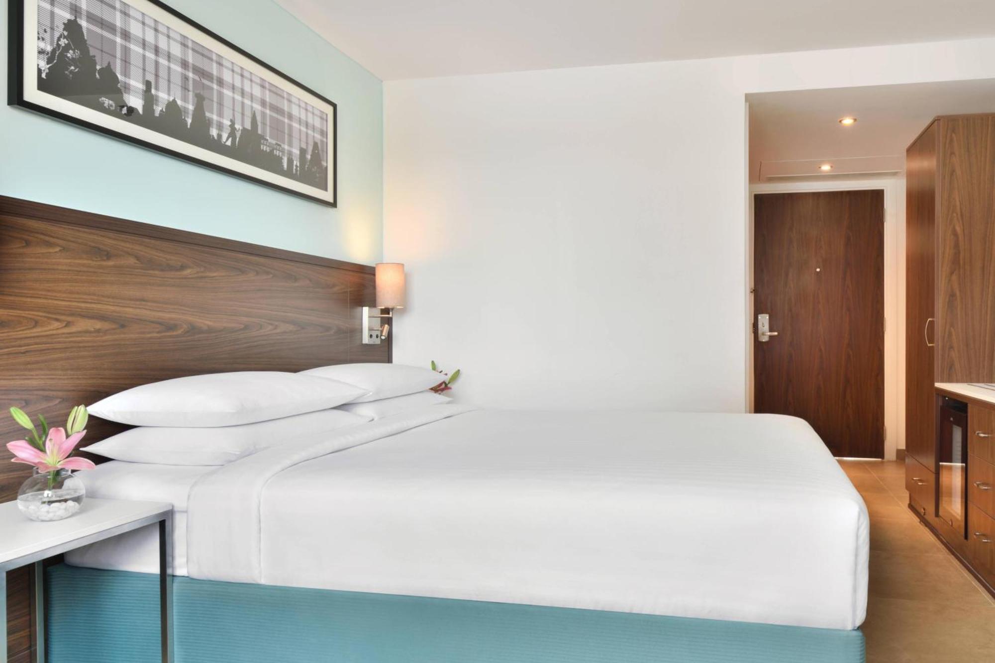 होटल Fairfield By Marriott Omr 4*
